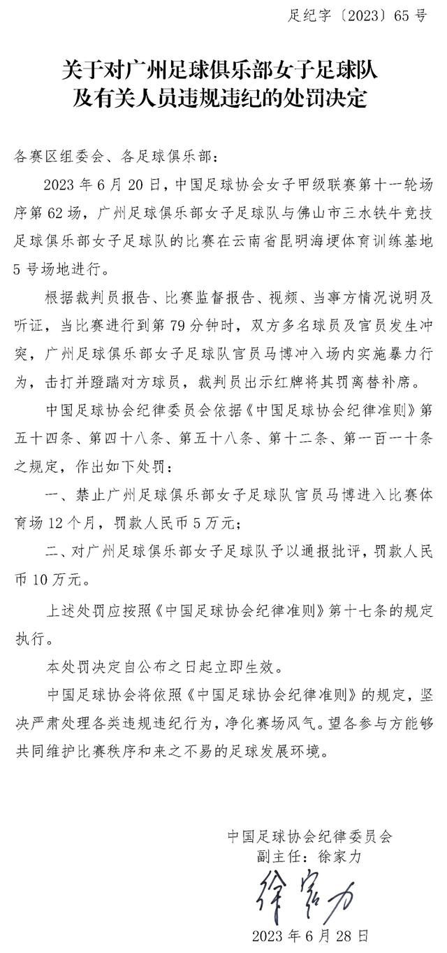 影片所做的诸种改变，让超等英雄题材跳出了一味解救世界的弘旨，对私家的感情的专注，使不雅影中的感情体验更显真实，也来的浓郁。